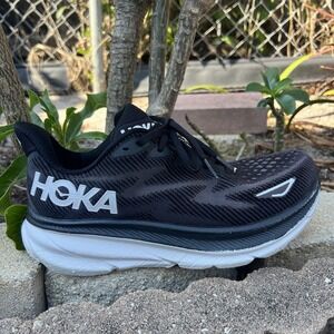 Hoka One One Running Sneakers Mens 9 2E Clifton 9 Black 1132210 BWHT Shoes